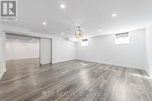 67 Bristling Crescent, Ottawa, ON 