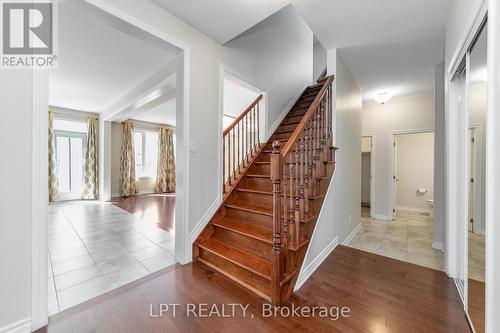 67 Bristling Crescent, Ottawa, ON 