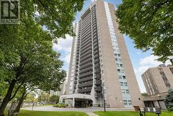 1702 - 1380 PRINCE OF WALES DRIVE Ottawa, ON K2C 3N5