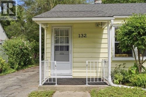 132 Spadina Road E, Kitchener, ON 
