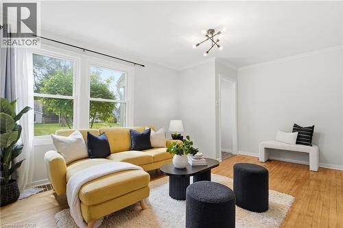 132 Spadina Road E, Kitchener, ON 