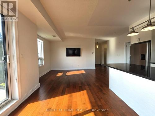 236 - 3170 ERIN MILLS PARKWAY , Mississauga, Ontario L5L 0B6 5