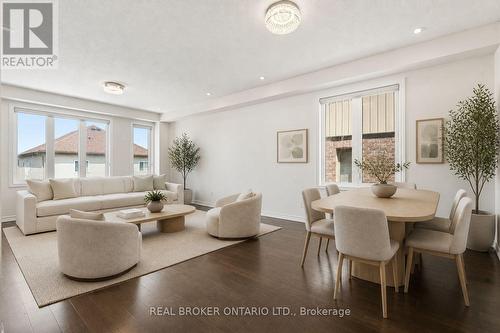 359 Beechdrops Drive, Waterloo, ON 