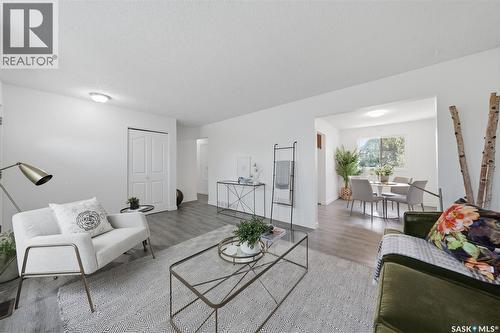 814 Steeves Avenue, Saskatoon, SK 