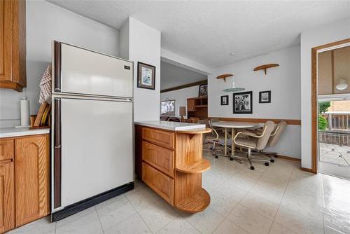 107 Matheson Ave, Winnipeg, MB 