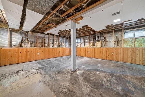 107 Matheson Ave, Winnipeg, MB 