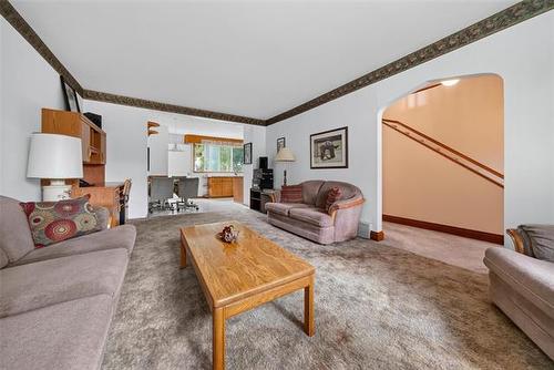 107 Matheson Ave, Winnipeg, MB 