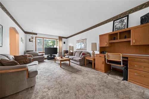 107 Matheson Ave, Winnipeg, MB 