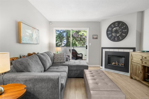 #212-2520 Wark St, Victoria, BC 