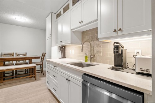 #212-2520 Wark St, Victoria, BC 