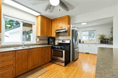 2836 Rita Rd, Langford, BC 