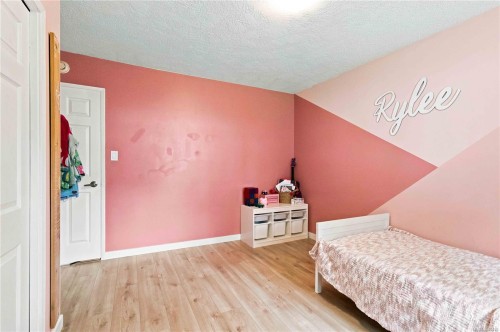 2836 Rita Rd, Langford, BC 
