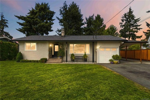 2836 Rita Rd, Langford, BC 