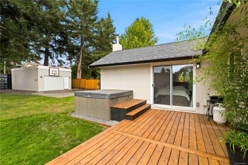 2836 Rita Rd, Langford, BC 