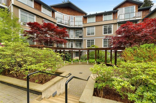 #205-611 Goldstream Ave  Langford, BC V9B 2W9
