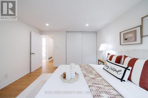 3148 Bentworth Drive, Burlington, ON 