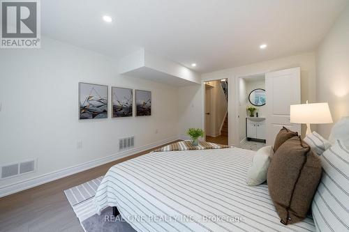 3148 Bentworth Drive, Burlington, ON 