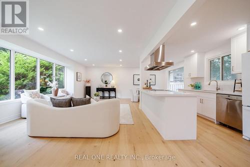 3148 Bentworth Drive, Burlington, ON 