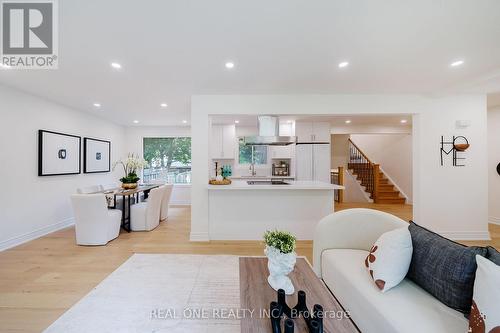 3148 Bentworth Drive, Burlington, ON 