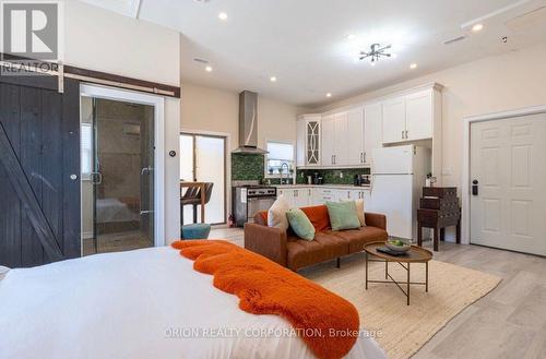1267 Fisher Avenue, Burlington, ON 