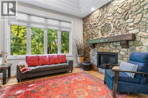 44 Pioneer Ridge Drive, Kitchener, ON 