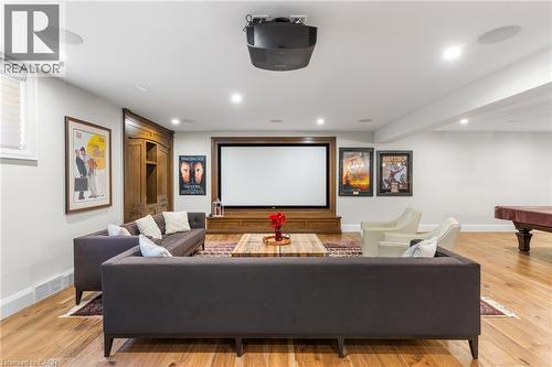 44 Pioneer Ridge Drive, Kitchener, ON 