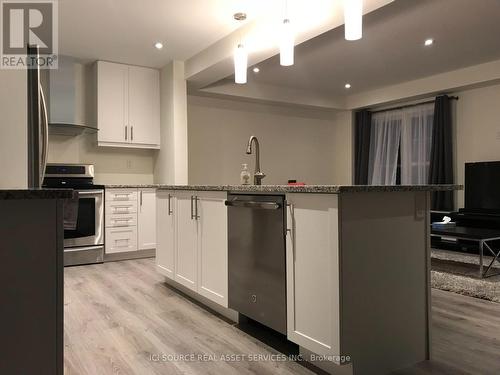 195 Seabrook Drive, Kitchener, ON 