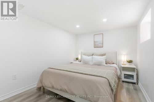 141 Mcanulty Boulevard, Hamilton, ON 