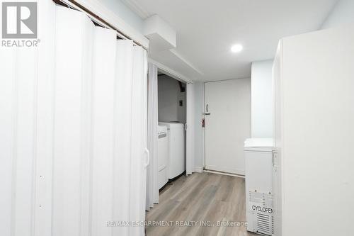 141 Mcanulty Boulevard, Hamilton, ON 