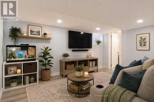 141 Mcanulty Boulevard, Hamilton, ON 