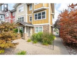 707 REVELSTOKE Avenue Unit# 102 Penticton, BC V2A 2J1