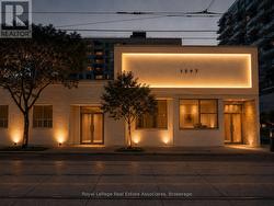 1597 QUEEN STREET E Toronto, ON M4L 1E5