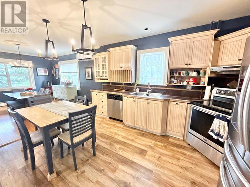 6 Sunset Drive, Grand Falls-Windsor, NL 