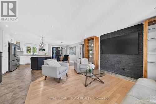 105 Brae Crescent, Ottawa, ON 