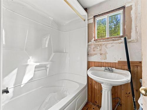 1732 Highway 14, Vaughan, NS 