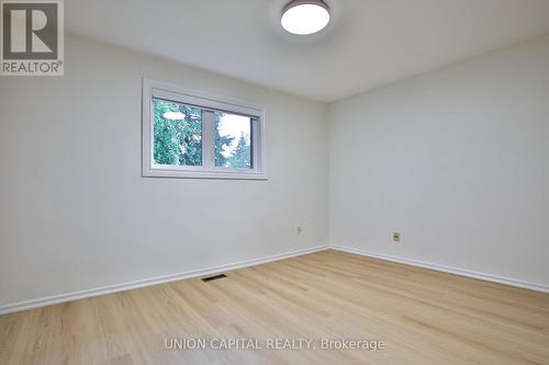UPPER - 131 ROMFIELD CIRCUIT , Markham, Ontario L3T 3H7 5