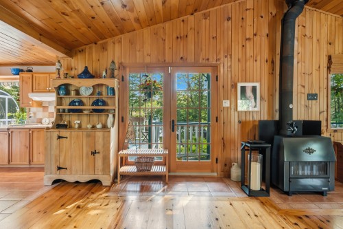 Living Room - 48 Ch. Germain-Coupal, Brébeuf, QC 