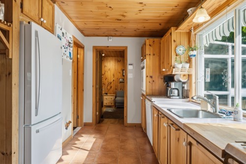 Kitchen - 48 Ch. Germain-Coupal, Brébeuf, QC 