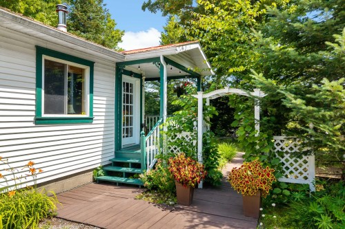Back of Structure - 48 Ch. Germain-Coupal, Brébeuf, QC 
