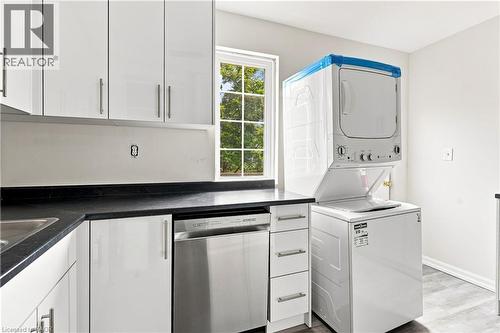 256 BAY Street N Unit# Upper , Hamilton, Ontario L8L 1M3 5
