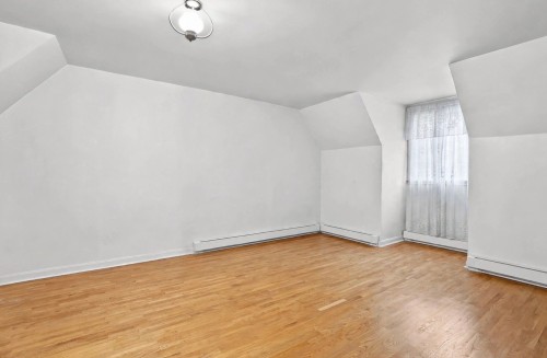 Chambre à coucher - 74 18E Rue, Laval (Laval-Des-Rapides), QC 