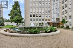 3650 KANEFF Crescent Unit# 2801 Mississauga, ON L5A 4A1