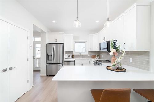 Exact color/finishes may vary (Photos from completed model home) - 132 Bear Creek Bay, Winnipeg, MB 