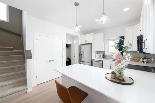 Exact color/finishes may vary (Photos from completed model home) - 132 Bear Creek Bay, Winnipeg, MB 