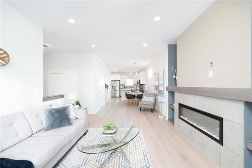 Exact color/finishes may vary (Photos from completed model home) - 132 Bear Creek Bay, Winnipeg, MB 