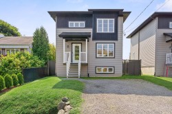 676 Rue des Bosquets Québec (La Haute-Saint-Charles), QC G3G 1V2