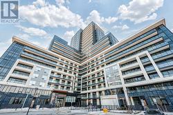 302 - 3220 WILLIAM COLTSON AVE AVENUE E Oakville, ON L6H 7X9