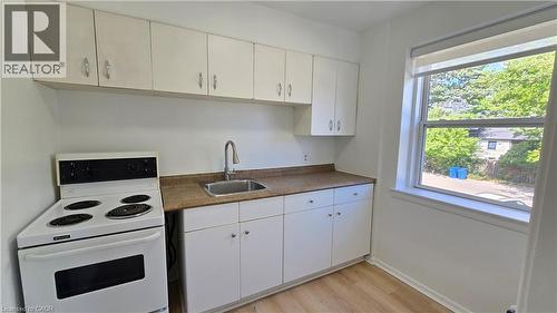 849 BRANT Street Unit# 6 , Burlington, Ontario L7R 2J6 4