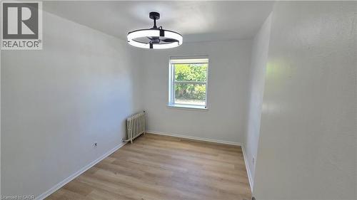 849 BRANT Street Unit# 6 , Burlington, Ontario L7R 2J6 5