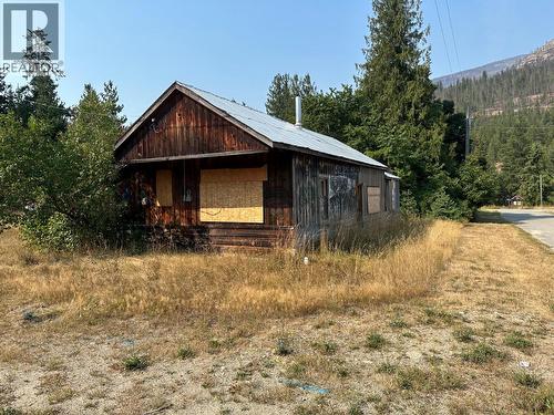315 Fletcher Avenue  Slocan, BC V0G 2C0